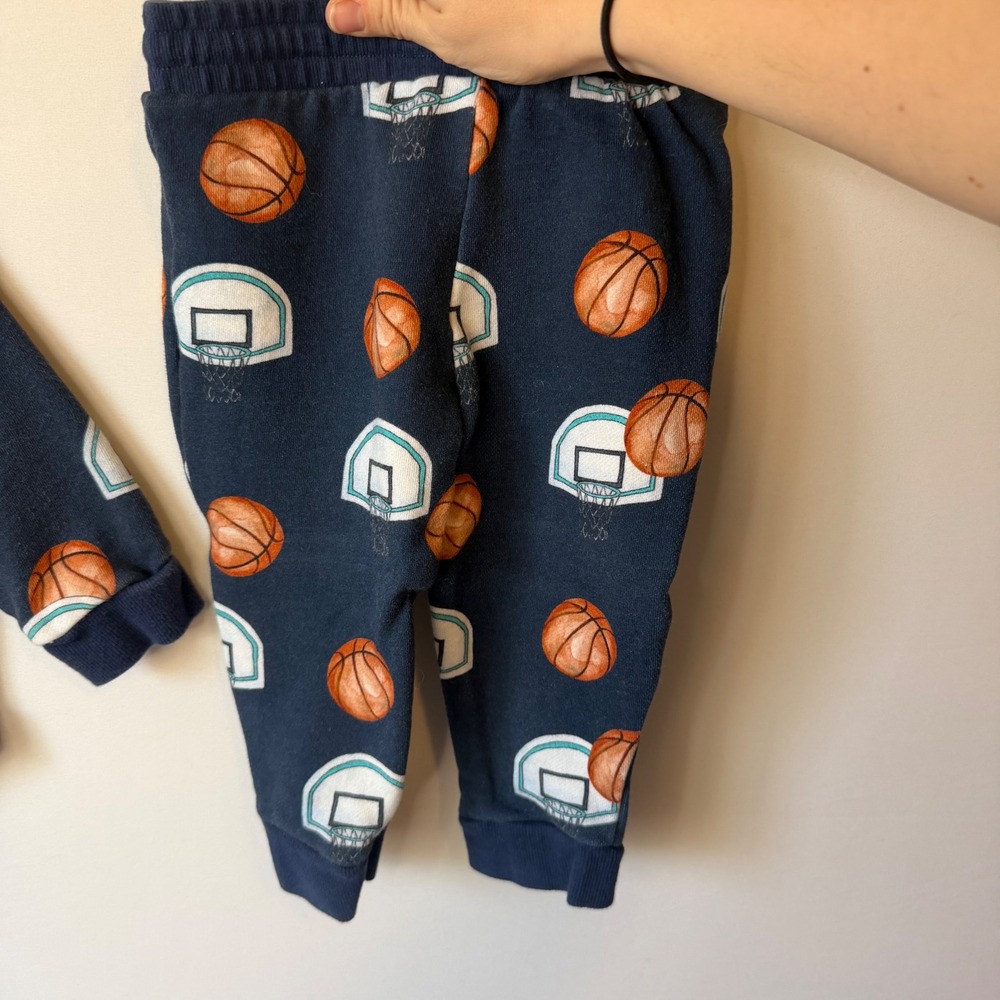 Posh Peanut Basketball 2 Piece Crewneck Sweats Set Size 12-18 Month - Picture 4 of 6